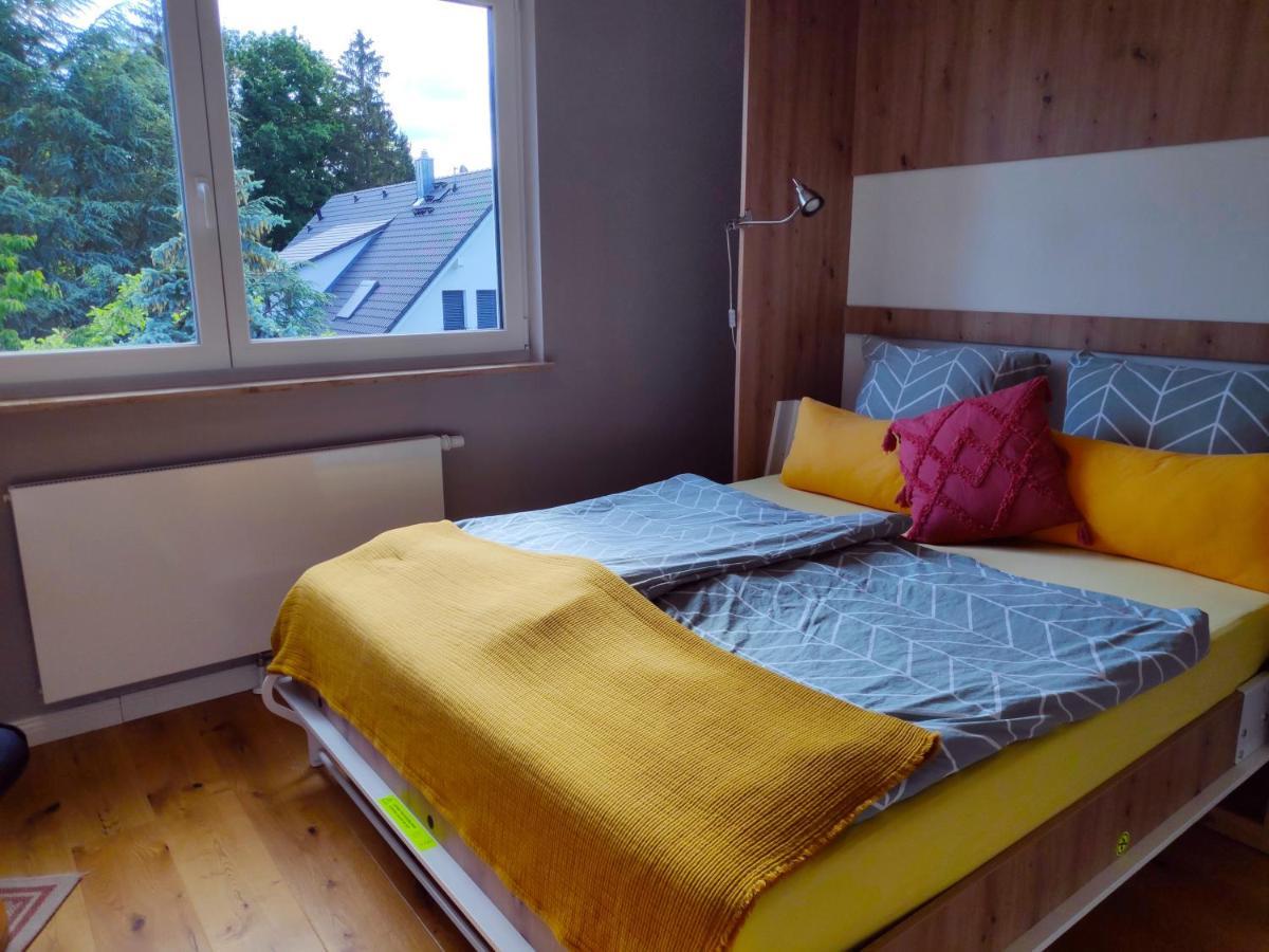 Mini-Apartment Ruhig Und Verkehrsguenstig In Берлин Екстериор снимка